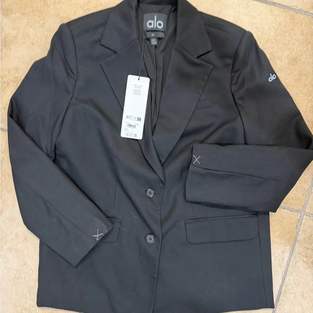 NWT, ALO First Class Black Blazer - Picture 2 of 8